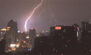 雷電一點都不可怕！給個機(jī)會了解一下“我”--易造防雷